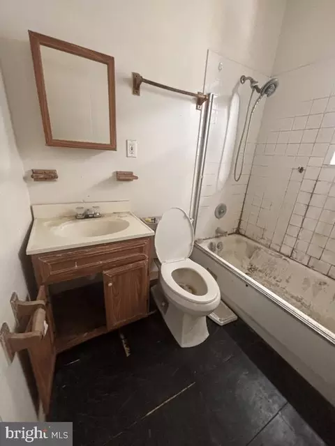 1528 E St SE, Washington, DC 20003 photo 35