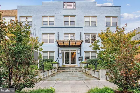 922 Madison St NW #201, Washington, DC 20011