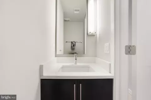 413 17th St NE #A, Washington, DC 20002 photo 8