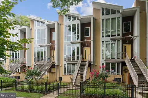 413 17th St NE #A, Washington, DC 20002 photo 2