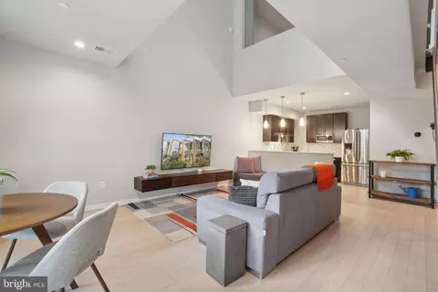 413 17th St NE #A, Washington, DC 20002 photo 5