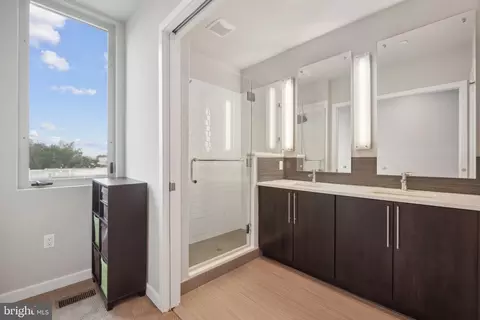 413 17th St NE #A, Washington, DC 20002 photo 16