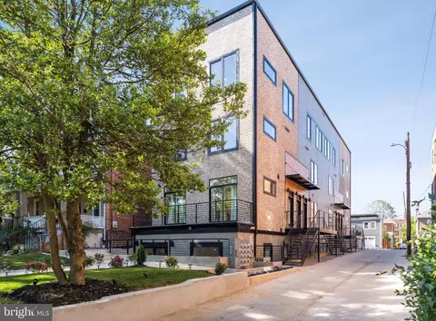 1307 Longfellow St NW #9, Washington, DC 20011