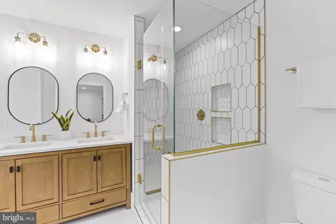 Bath - 1825 N Capitol St NE #1, Washington, DC 20002 photo 5 of 5