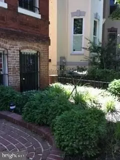 Exterior - 651 Constitution Ave NE, Washington, DC 20002 photo 7 of 8