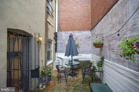 Exterior - 651 Constitution Ave NE, Washington, DC 20002 photo 6 of 8
