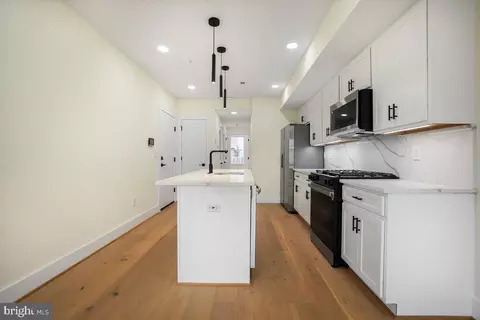 808 12th St NE, Washington, DC 20002 photo 39