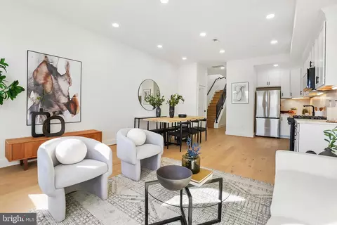 808 12th St NE, Washington, DC 20002 photo 3