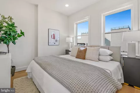 808 12th St NE, Washington, DC 20002 photo 13