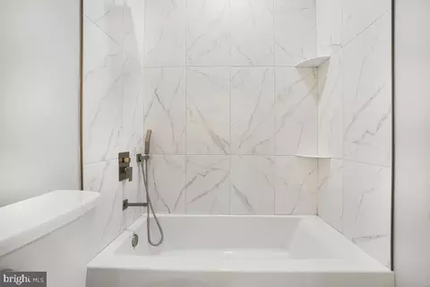 808 12th St NE, Washington, DC 20002 photo 27