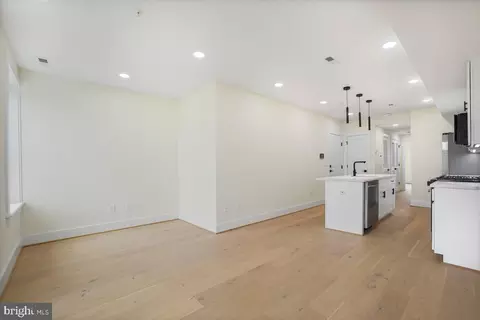 808 12th St NE, Washington, DC 20002 photo 42