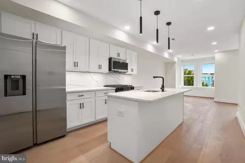808 12th St NE, Washington, DC 20002 photo 36