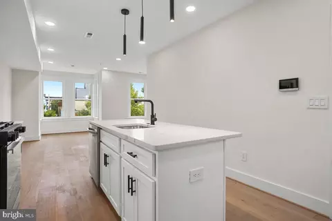 808 12th St NE, Washington, DC 20002 photo 38