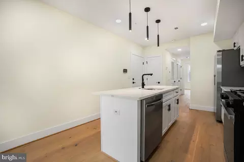 808 12th St NE, Washington, DC 20002 photo 37