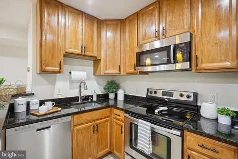 1952 3rd St NE #102, Washington, DC 20002 photo 4