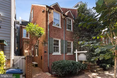 1621 34th St NW, Washington, DC 20007