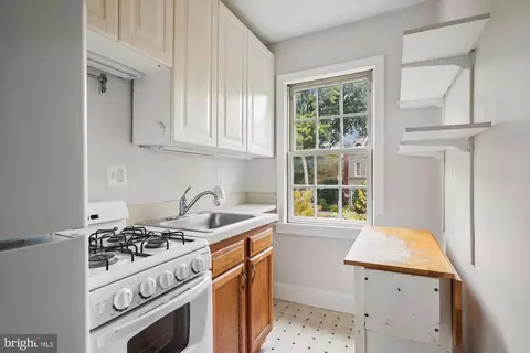 821 E Capitol SE, Washington, DC 20003 photo 21