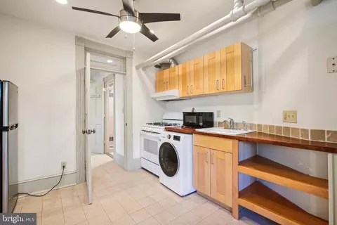 Other - 200 10th St SE, Washington, DC 20003 photo 6 of 11