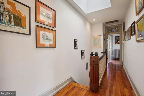 Entry Way - 200 10th St SE, Washington, DC 20003 photo 5 of 6