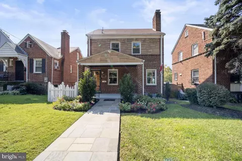 2405 Randolph St NE, Washington, DC 20018