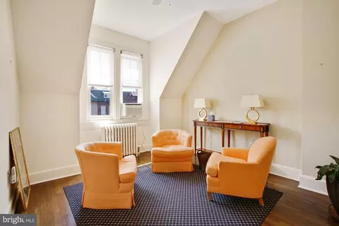 2015 R St NW, Washington, DC 20009 photo 10