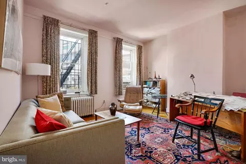 2015 R St NW, Washington, DC 20009 photo 15