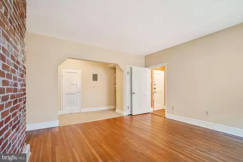 2015 R St NW, Washington, DC 20009 photo 17
