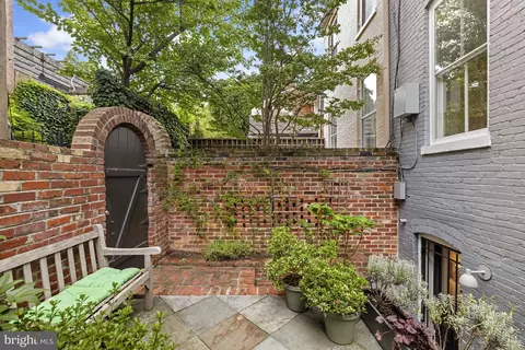 Exterior - 1506 33rd St NW, Washington, DC 20007 photo 4 of 5