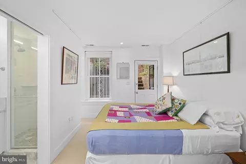 Bedroom - 1506 33rd St NW, Washington, DC 20007 photo 3 of 3