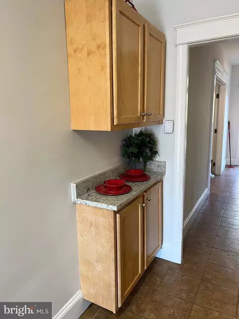 317 L St NE, Washington, DC 20002 photo 16