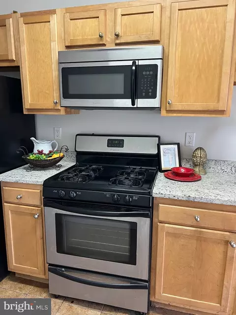 317 L St NE, Washington, DC 20002 photo 14