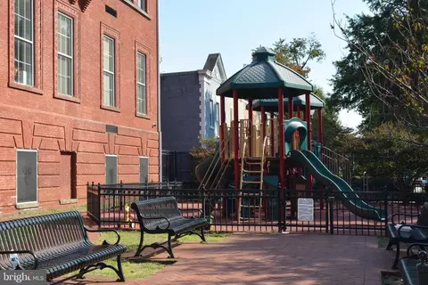 317 L St NE, Washington, DC 20002 photo 37