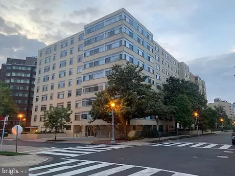 2401 H St NW #903, Washington, DC 20037