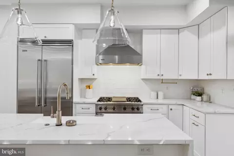 Kitchen - 1532 E Street St SE, Washington, DC 20003 photo 5 of 5