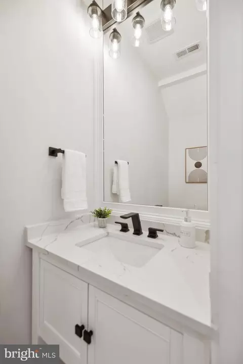 Bath - 1532 E Street St SE, Washington, DC 20003 photo 1 of 10