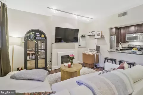 Other - 303 C St SE, Washington, DC 20003 photo 17 of 19