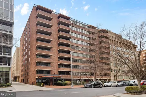 1140 23rd St NW #1001, Washington, DC 20037