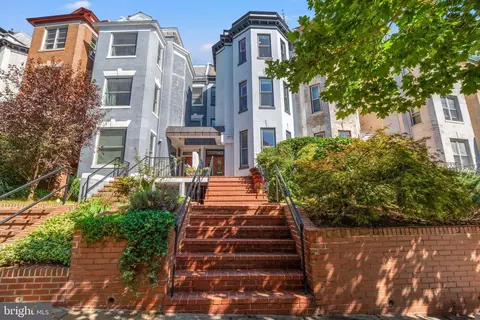 1973 Biltmore St NW, Washington, DC 20009