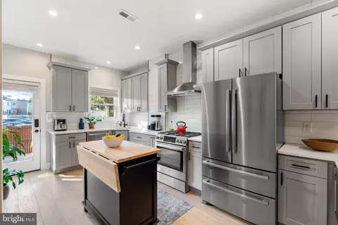 Other - 121 15th St SE, Washington, DC 20003 photo 4 of 15