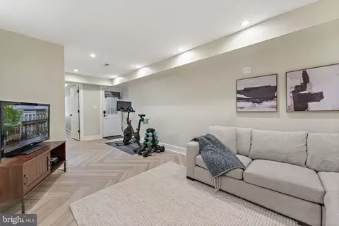 Other - 121 15th St SE, Washington, DC 20003 photo 12 of 15