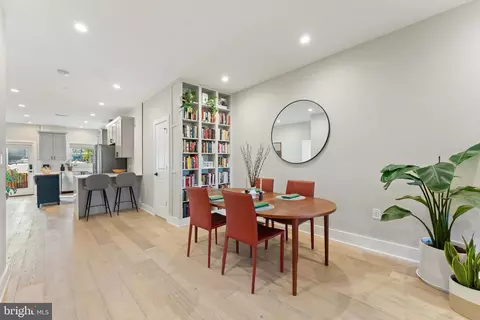 Dining - 121 15th St SE, Washington, DC 20003 photo 1 of 3