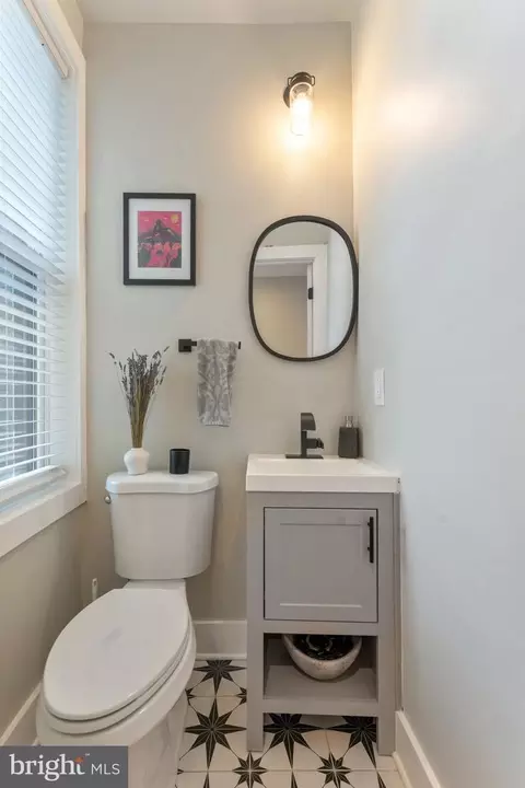 Bath - 121 15th St SE, Washington, DC 20003 photo 1 of 5