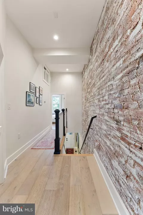Entry Way - 121 15th St SE, Washington, DC 20003 photo 5 of 8