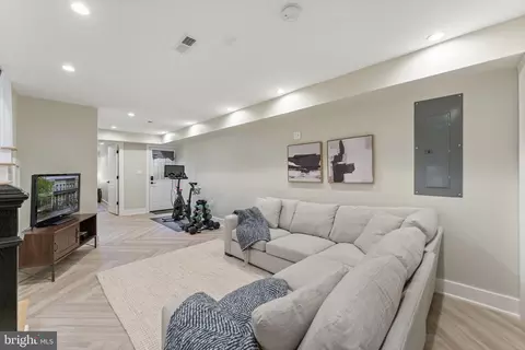 Other - 121 15th St SE, Washington, DC 20003 photo 11 of 15