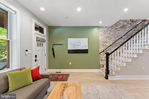 Entry Way - 121 15th St SE, Washington, DC 20003 photo 2 of 8