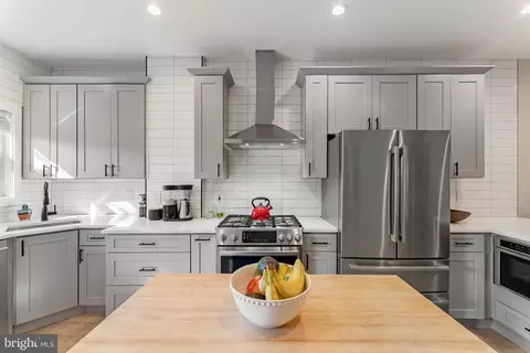 Kitchen - 121 15th St SE, Washington, DC 20003 photo 2 of 2
