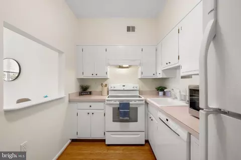 Kitchen - 435 2nd St SE #A3, Washington, DC 20003 photo 2 of 3