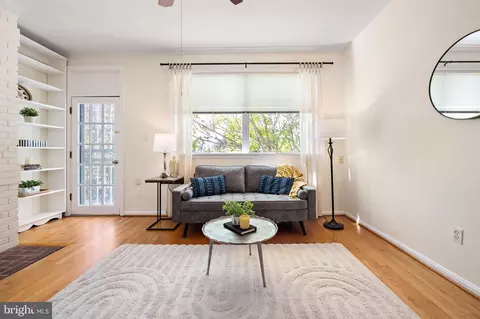 Living - 435 2nd St SE #A3, Washington, DC 20003 photo 1 of 5