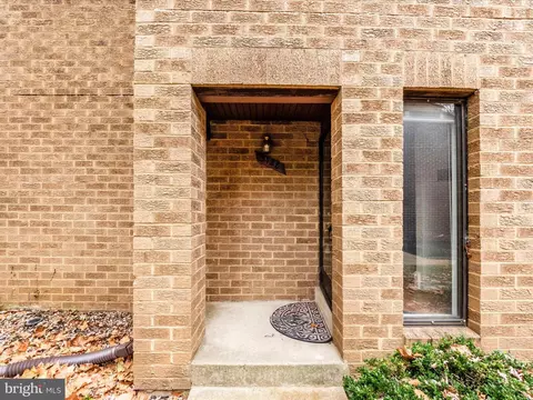 3128 Berry Rd NE #23, Washington, DC 20018