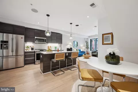 1471 Girard St NW #2, Washington, DC 20009